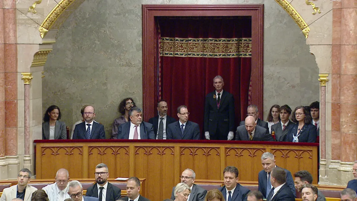 Egyhangúlag megválasztották az öt tiszás alkotmánybírót