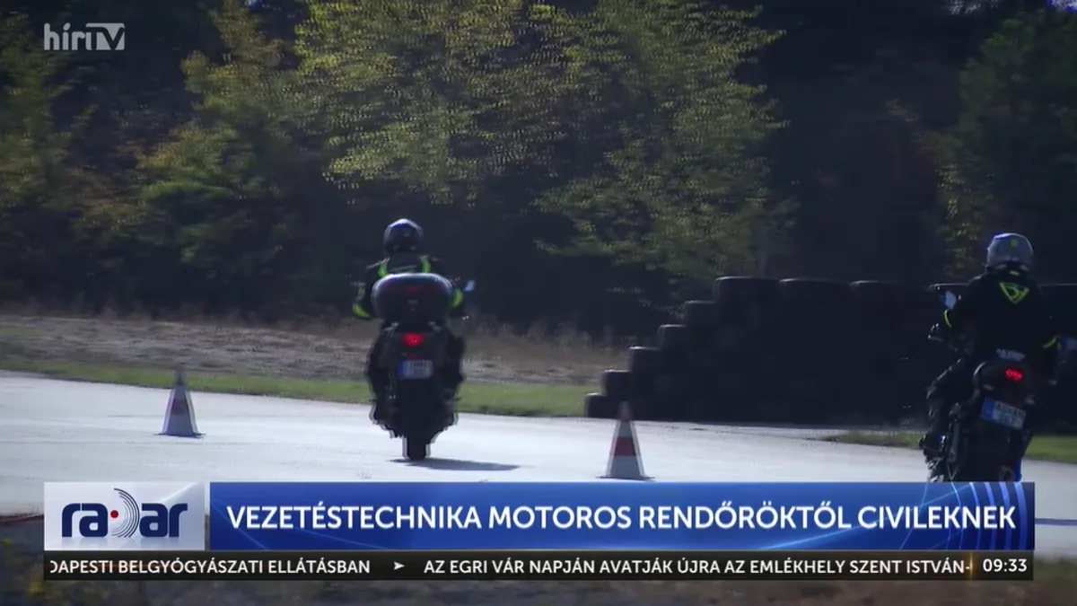 Motoros rendőröktől tanulhattak a civilek, nem csak motorozni